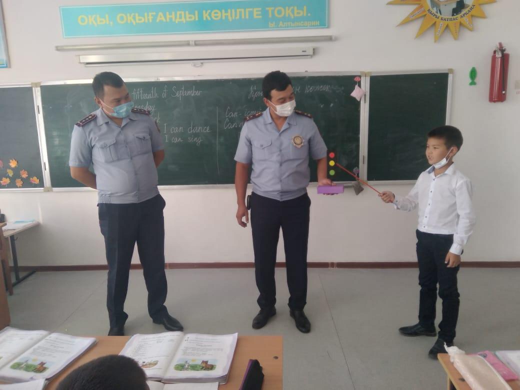 Қауіпсіз мектеп автобусы